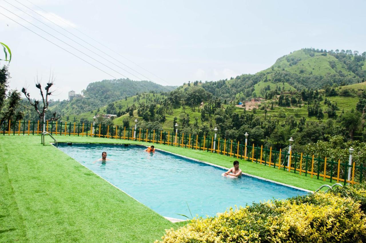 Oakwood Hamlet Resort Shimla Bagian luar foto